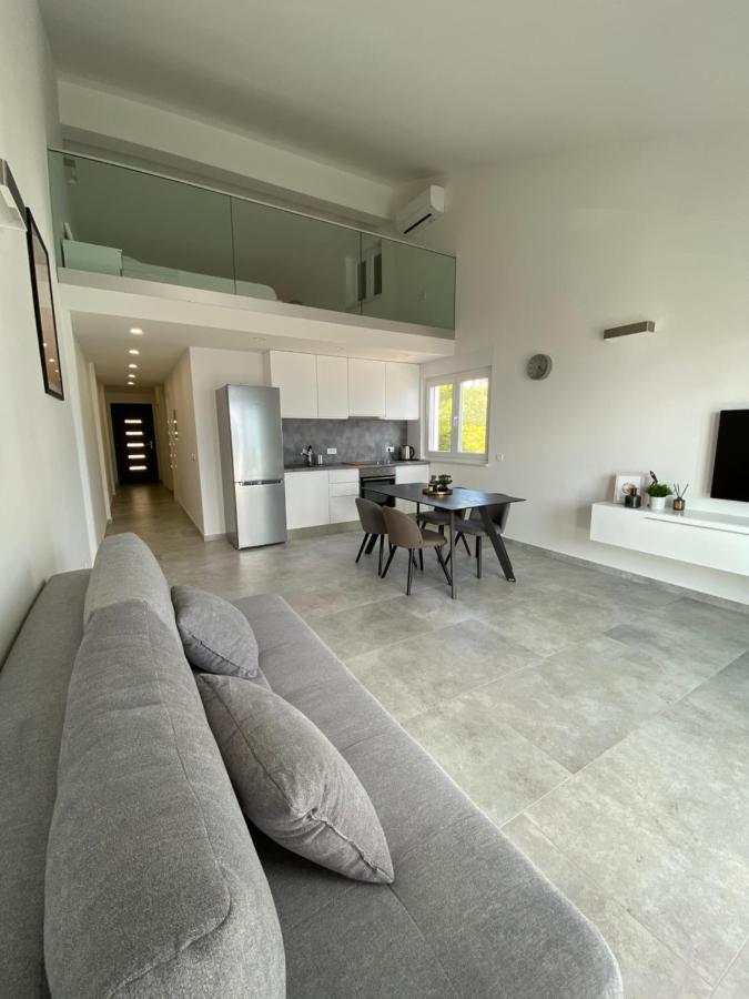 Divine Moments Apartment Pisak Exterior photo